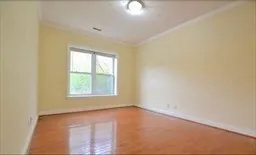 172 Newton St, Oak Square