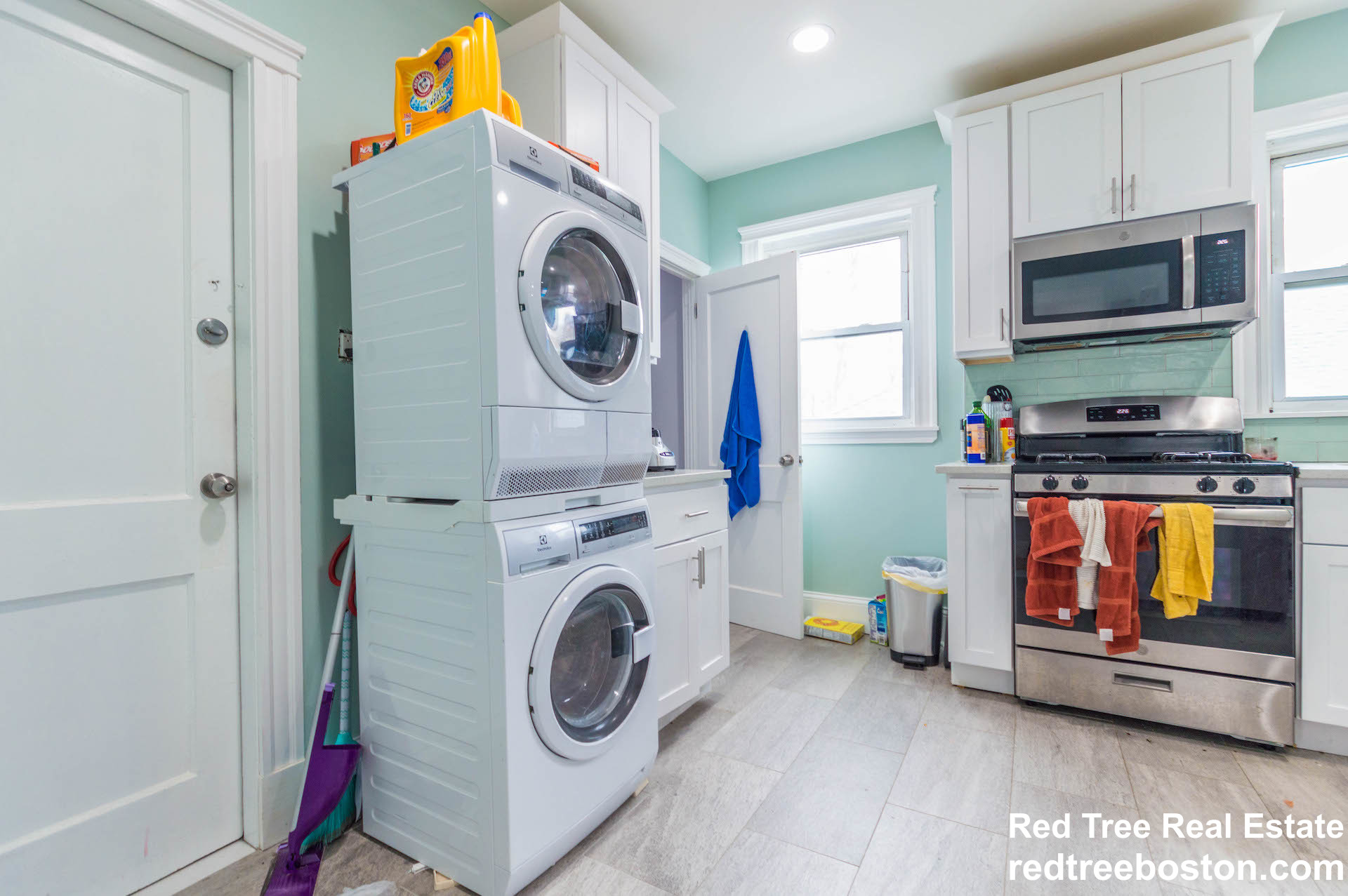 11 Atkins St, Oak Square