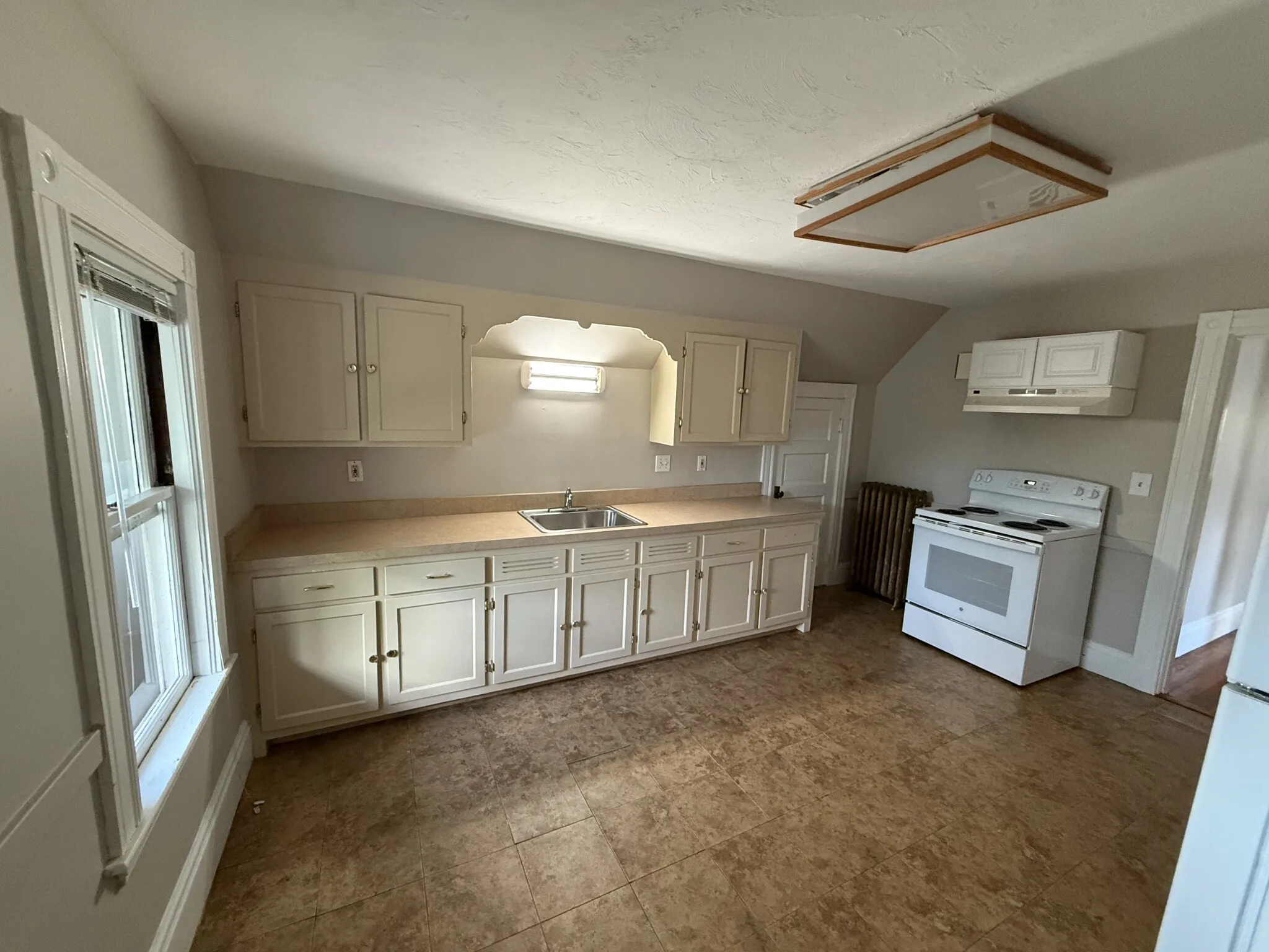 262 Lake Ave, Newton Highlands