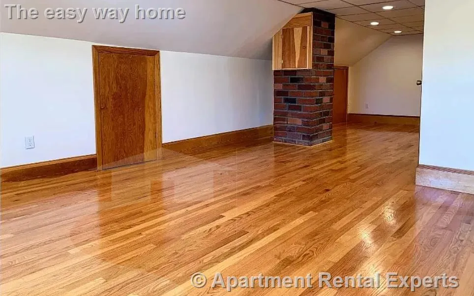 19 Adams St, East Arlington