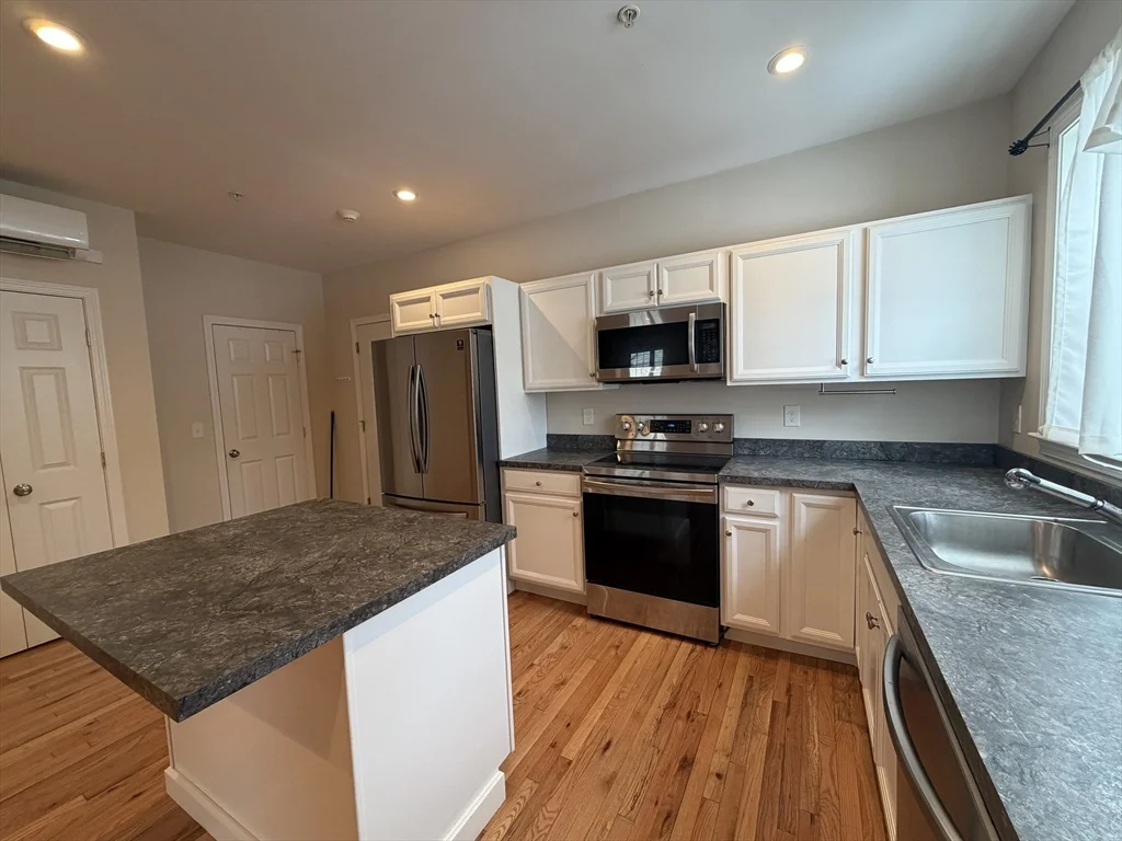 160 Summer St, Haverhill