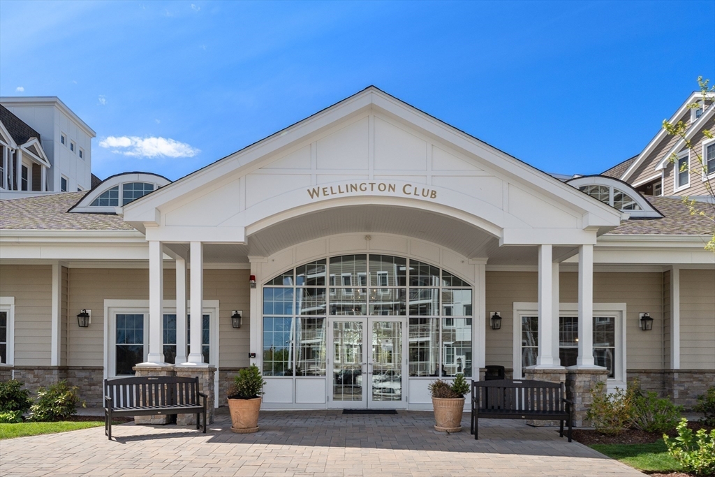 320 Middlesex Ave, Medford