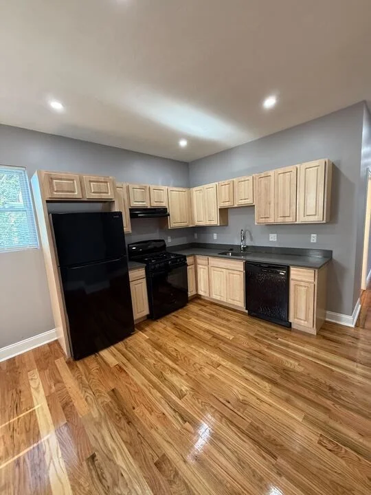 96-98 Blue Hill Ave, Roxbury