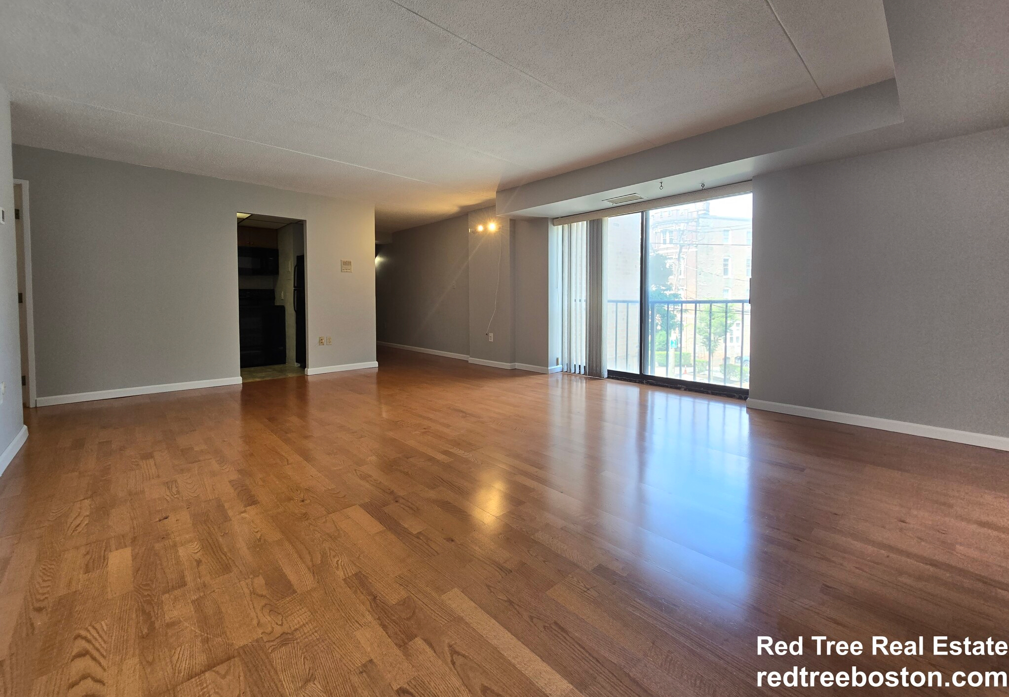 1243 Beacon St, Coolidge Corner