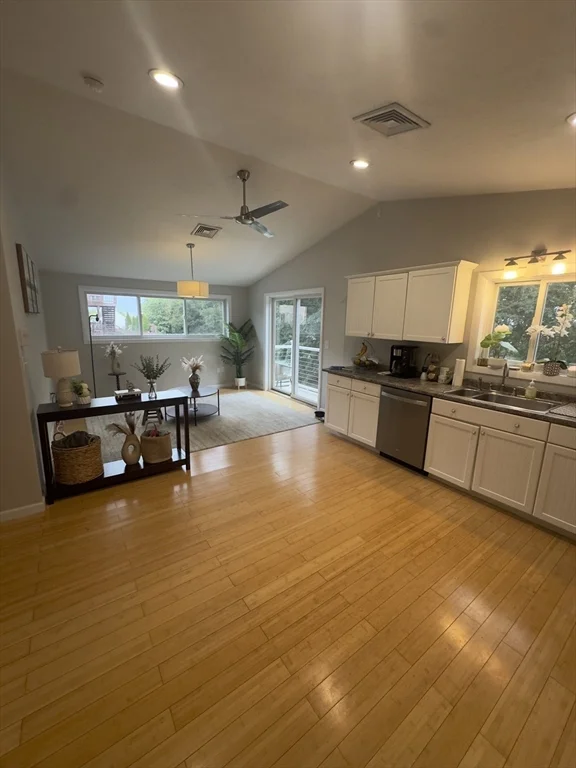 19 Skyline Dr, Malden