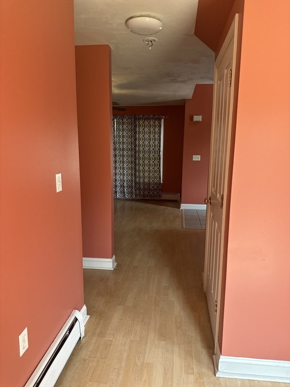 6 Hollis St, Downtown