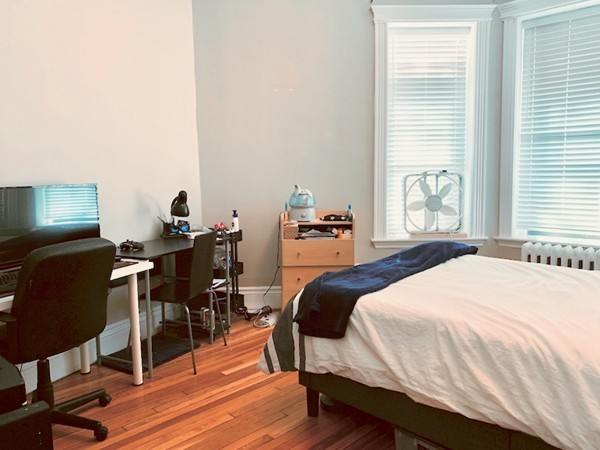 50 Charlesgate E, Fenway