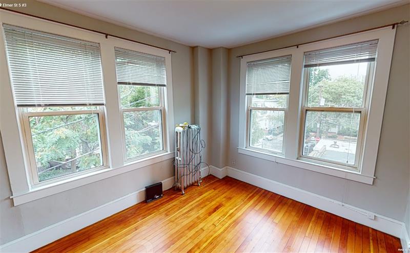 5 Elmer St, Riverside