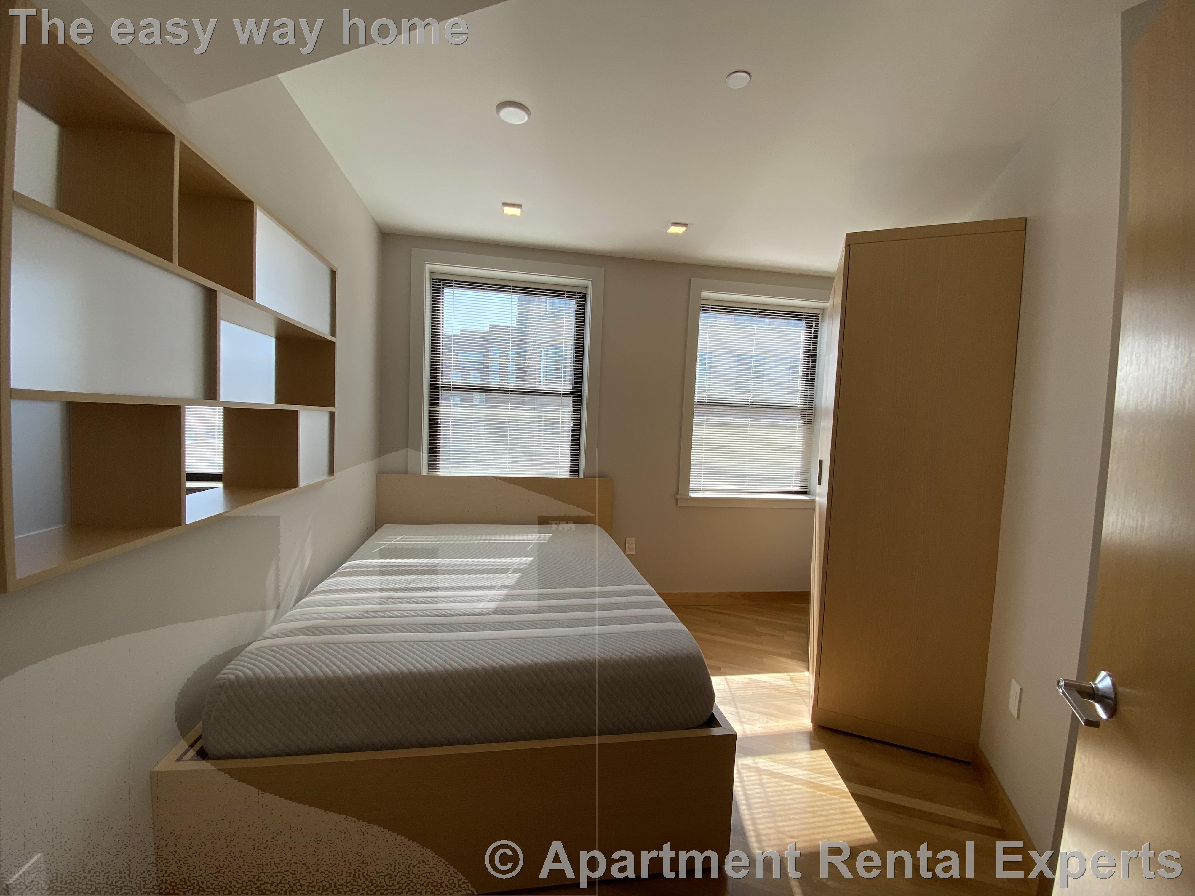 115 Mt Auburn St, Harvard Square