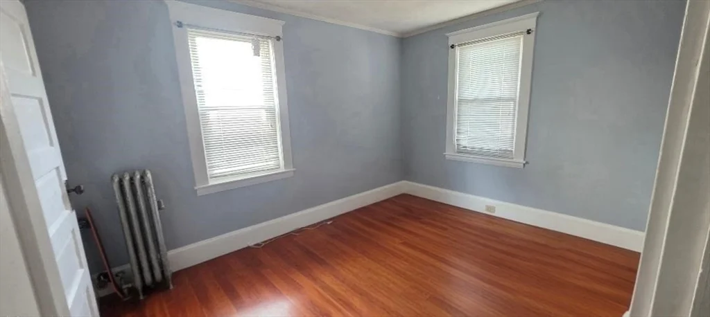 176 Safford, Wollaston