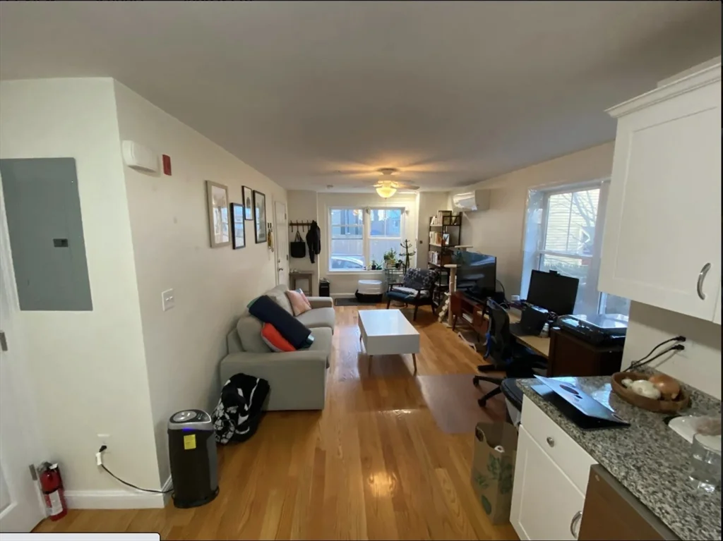 24 Beacon Pl, Union Square
