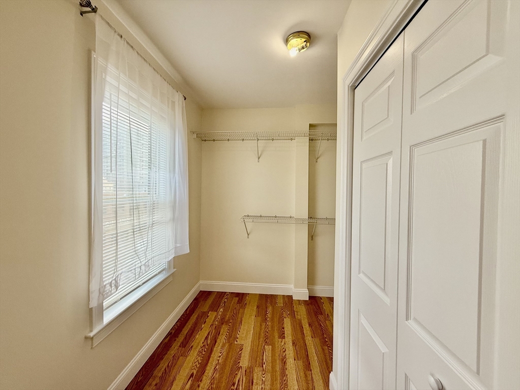 724 Cambridge St, Wellington-Harrington