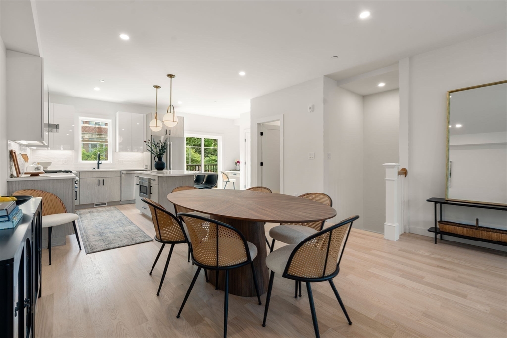 176 School St, Jamaica Plain