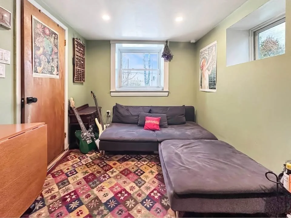 64 Goodenough St, Oak Square