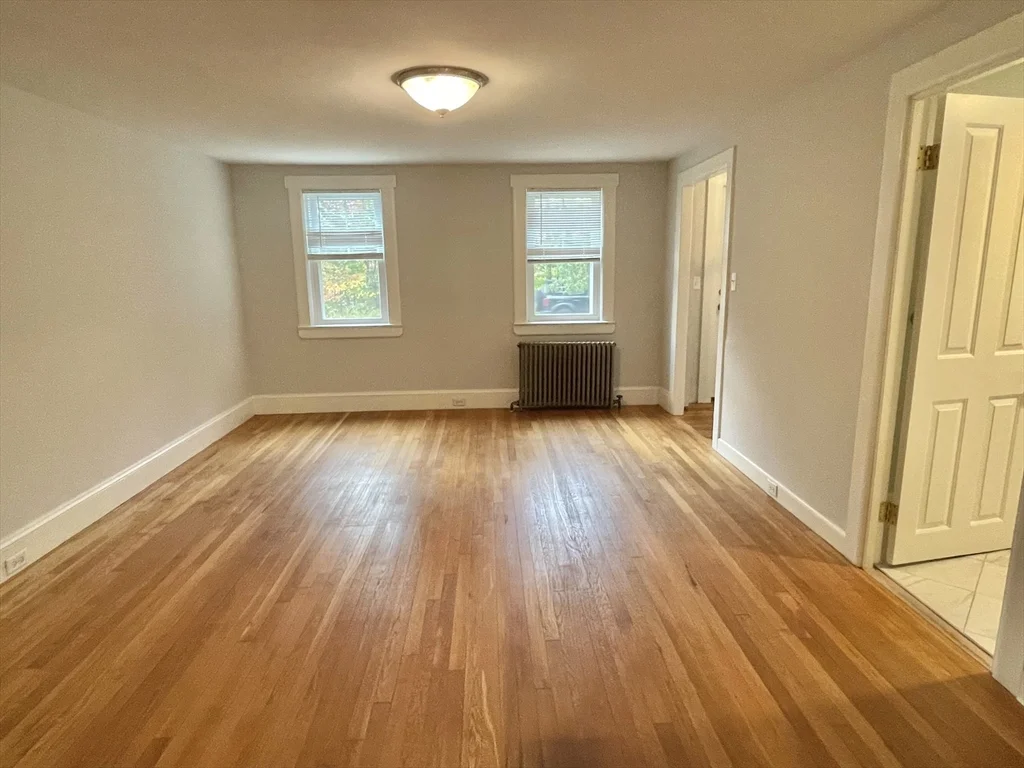 206 Concord St, Newton Lower Falls