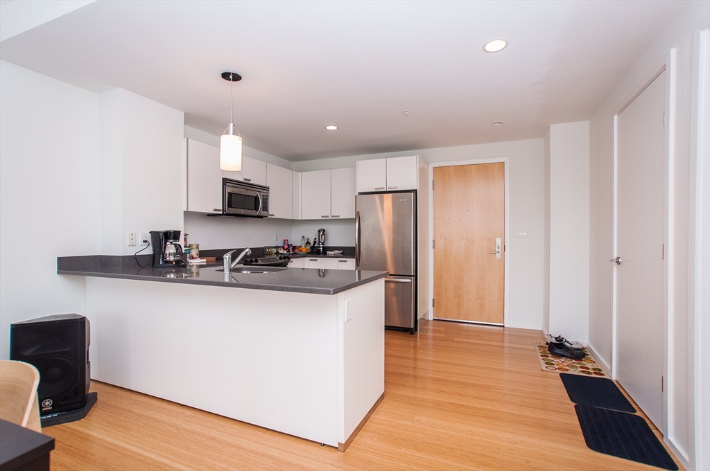 2 Earhart St, East Cambridge