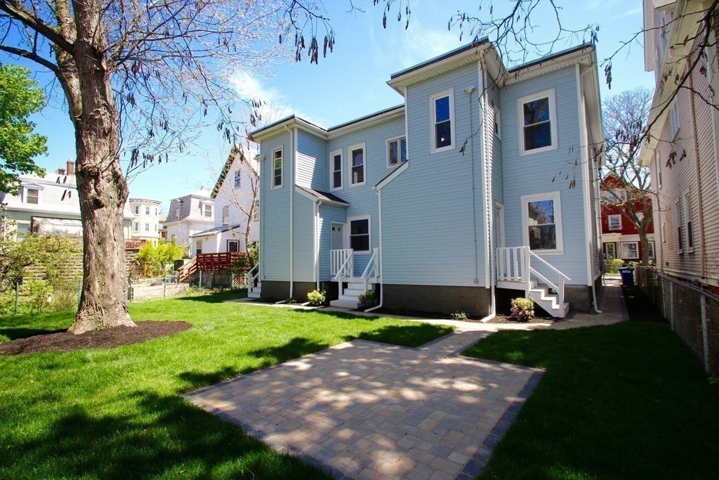 20 Tennyson St, Magoun Square