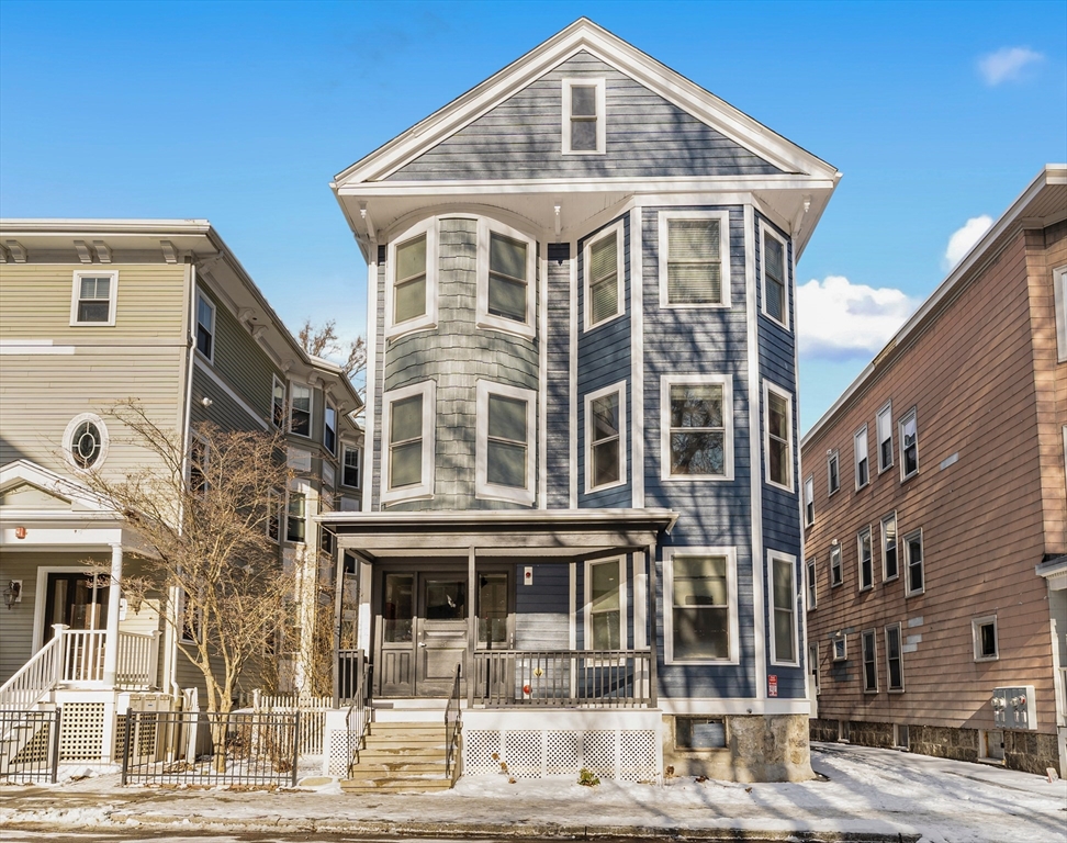 97 Hillside St, Mission Hill