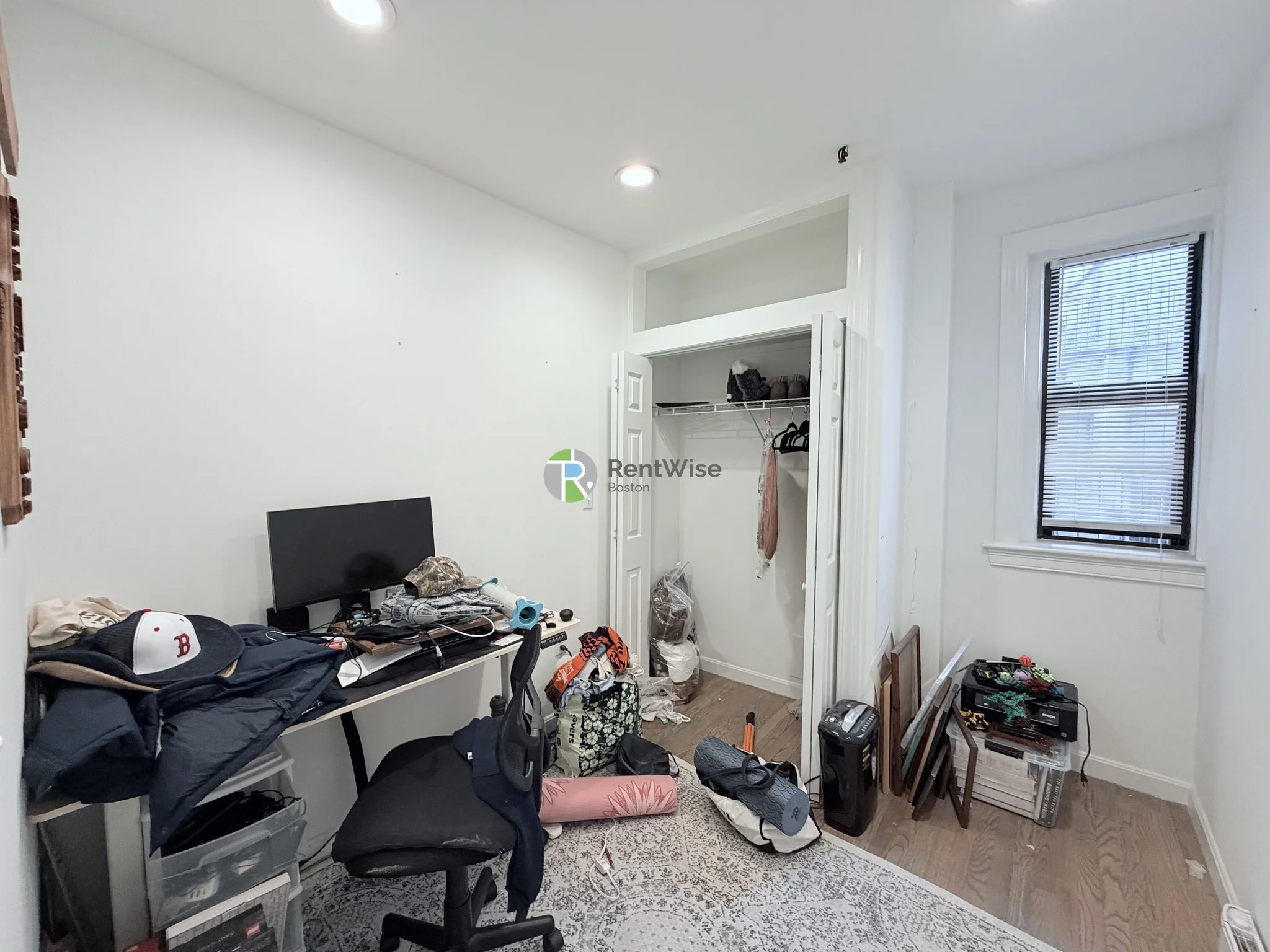 19 Peterborough St, Fenway