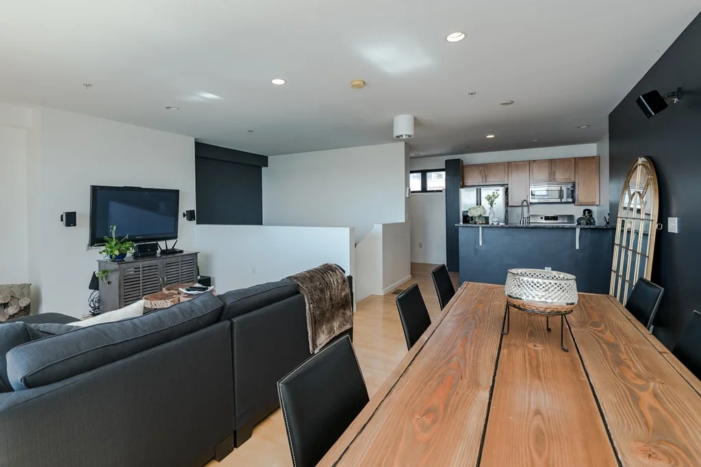 210 Broadway, Everett