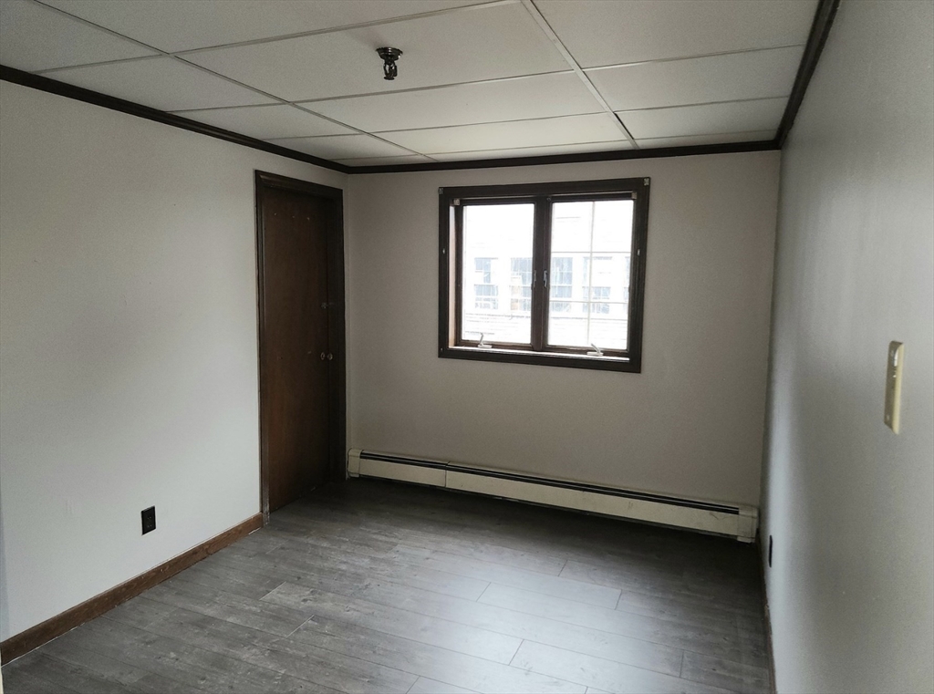 200 Main St, Spencer