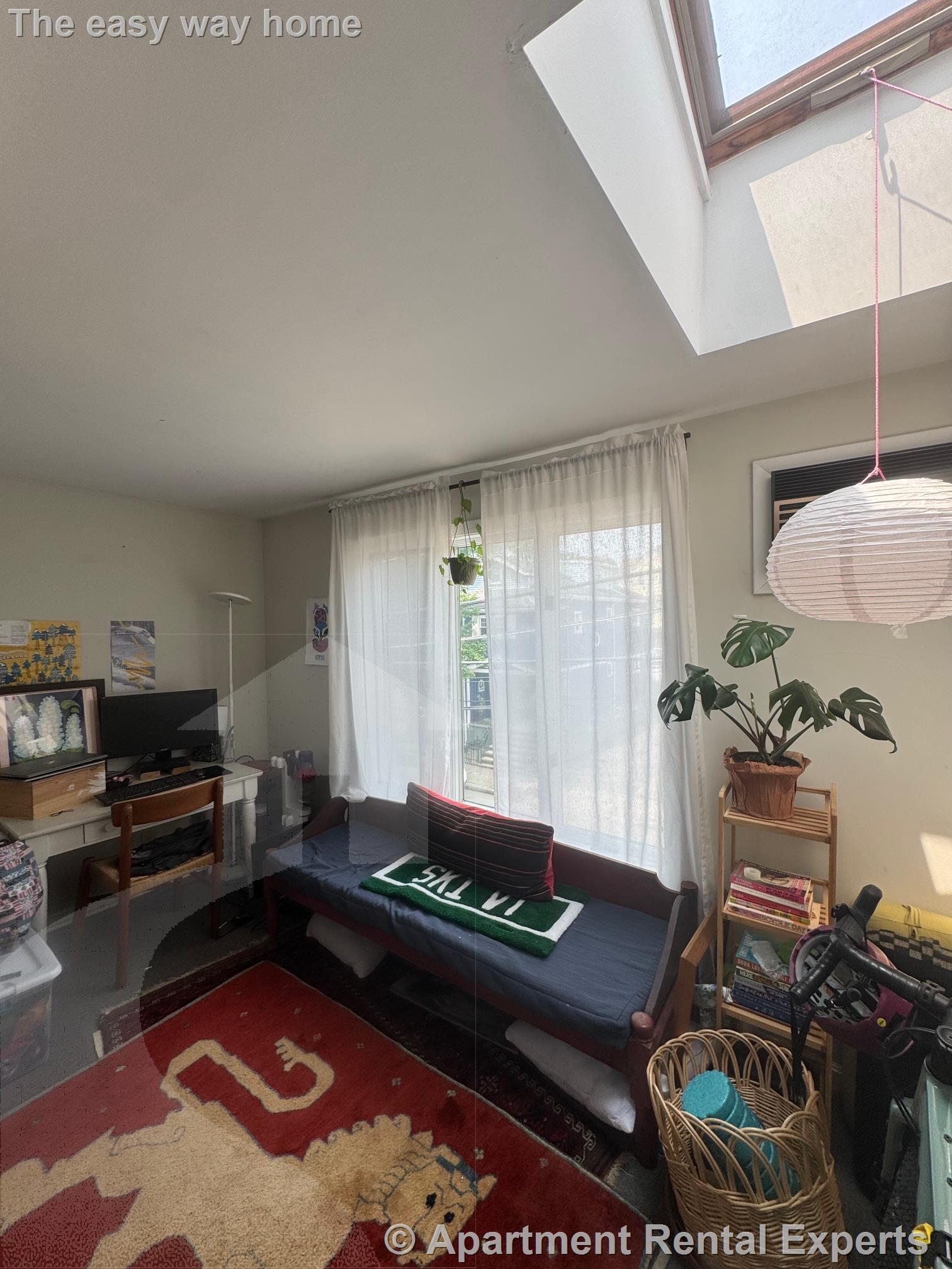 16 Corinthian Rd, Davis Square