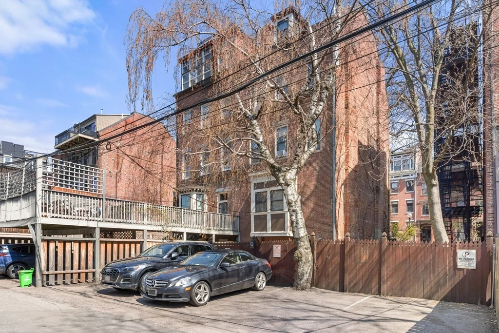 70 Rutland St, South End