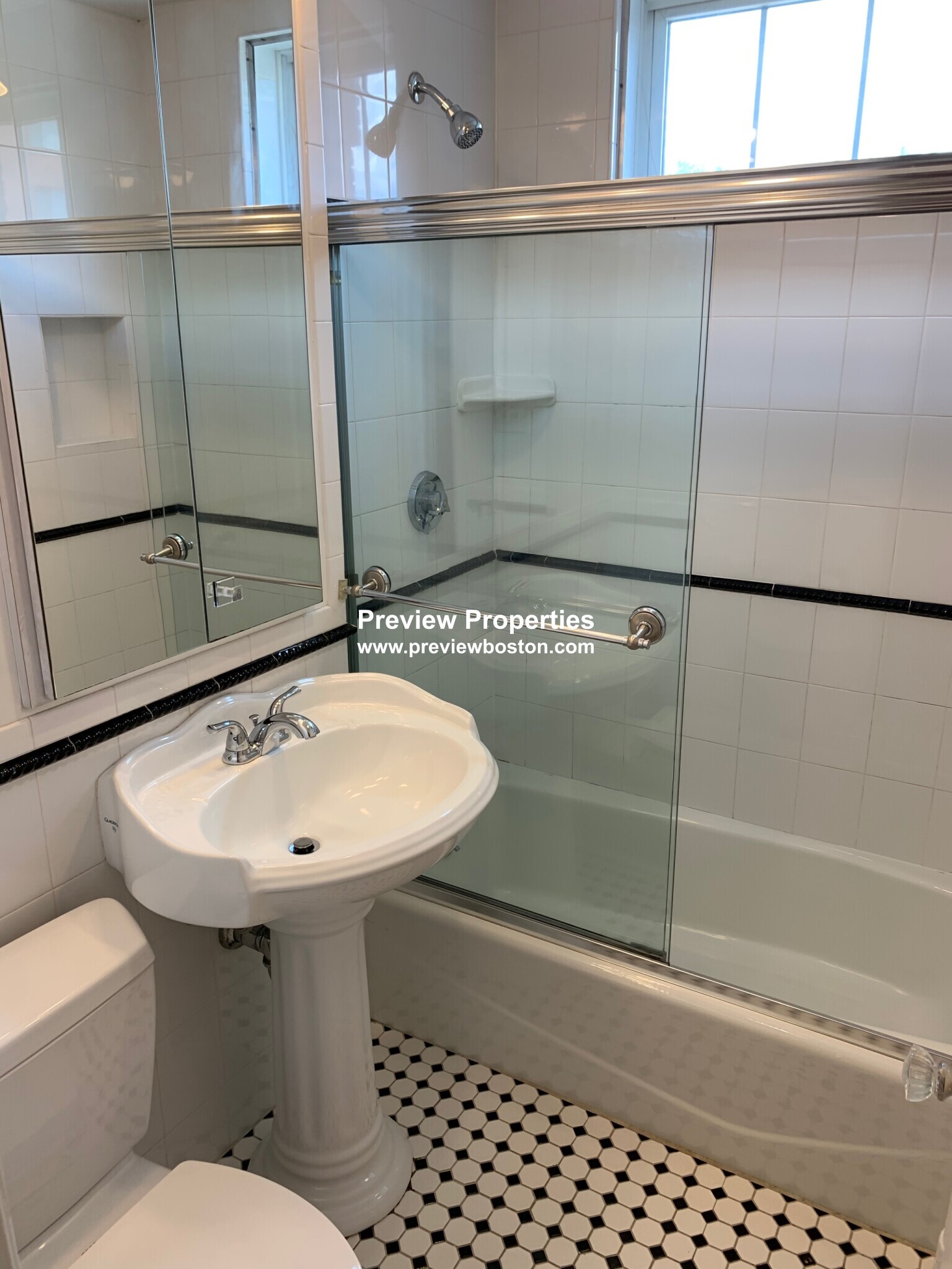 80 Sutherland Rd, Brighton