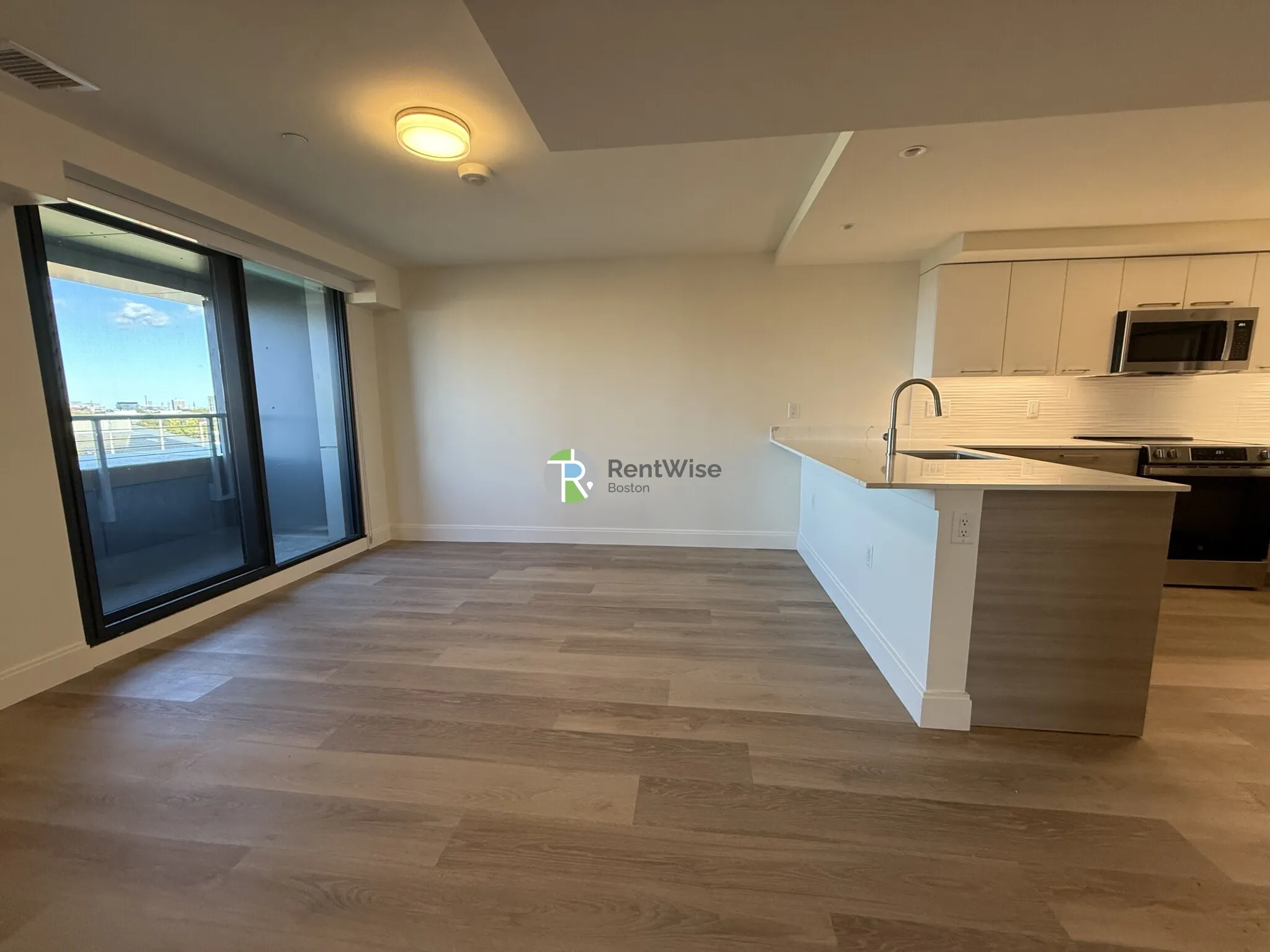 1079 Commonwealth Ave, Allston