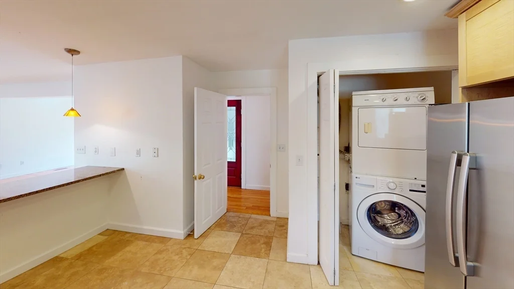 22-24 Broadlawn Park, Chestnut Hill
