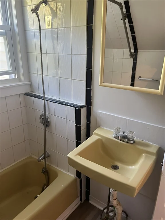 69 Beacon Park, Brockton