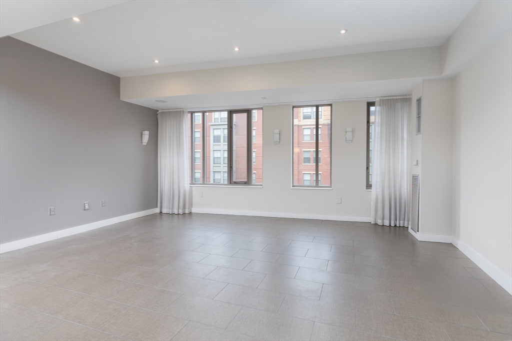 1313 Washington St, South End