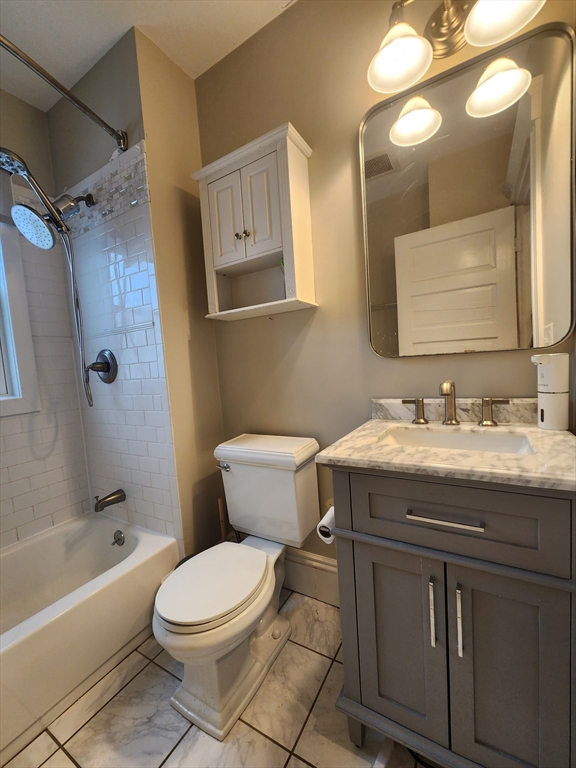 64 Creeley Rd, Belmont