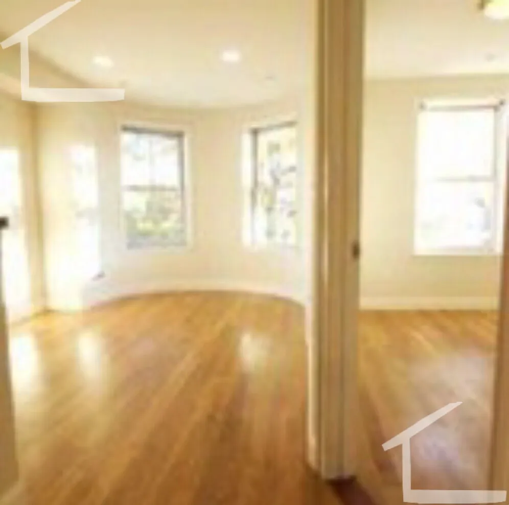 104 Hammond St, Roxbury