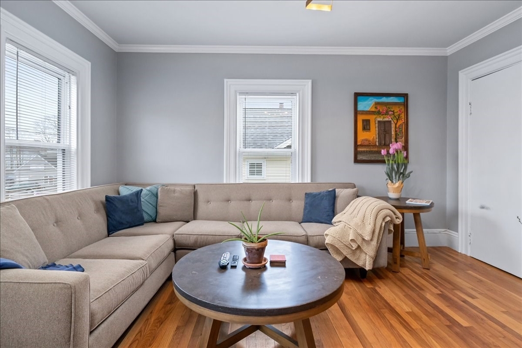 146 River St, Dedham