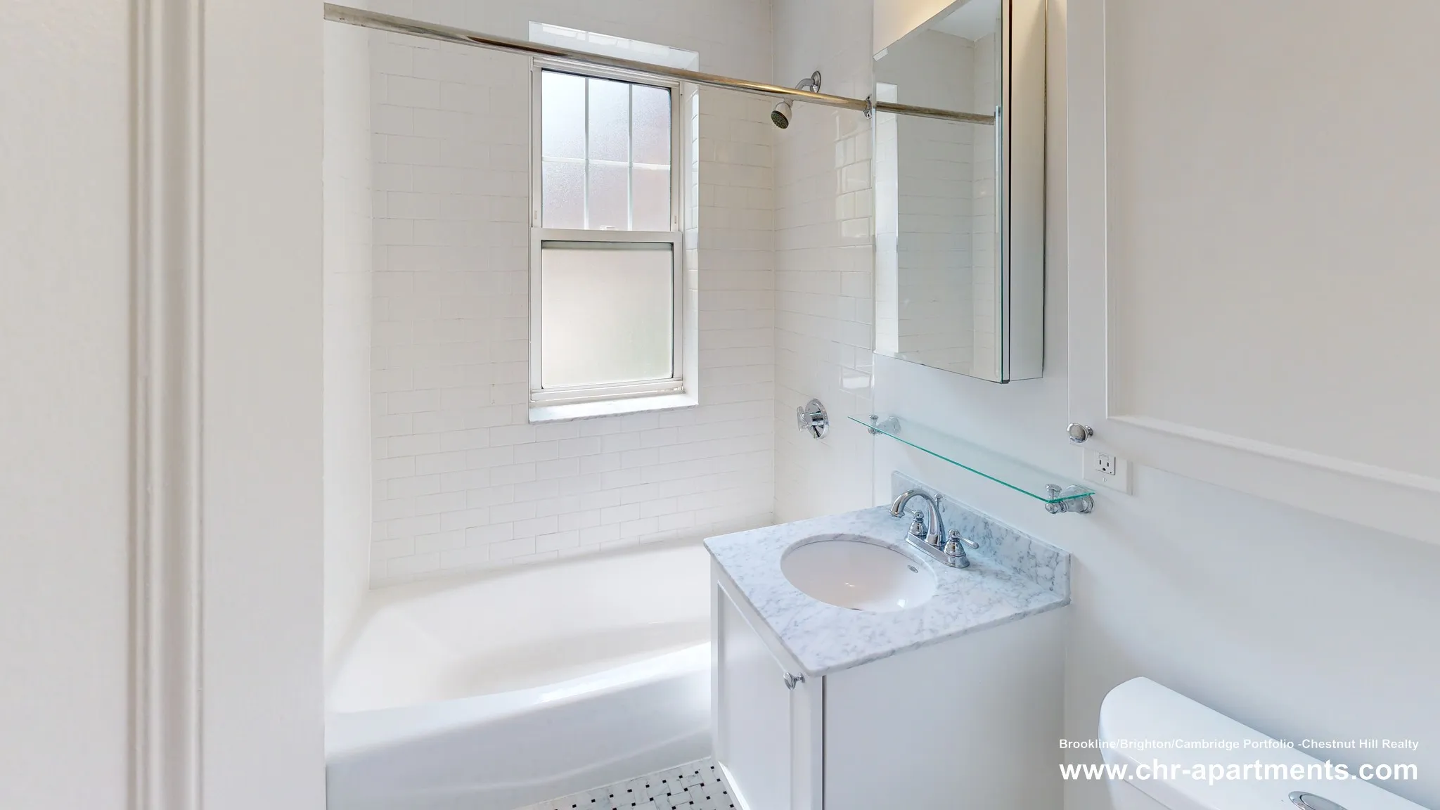 24 Chauncy St, Neighborhood Nine