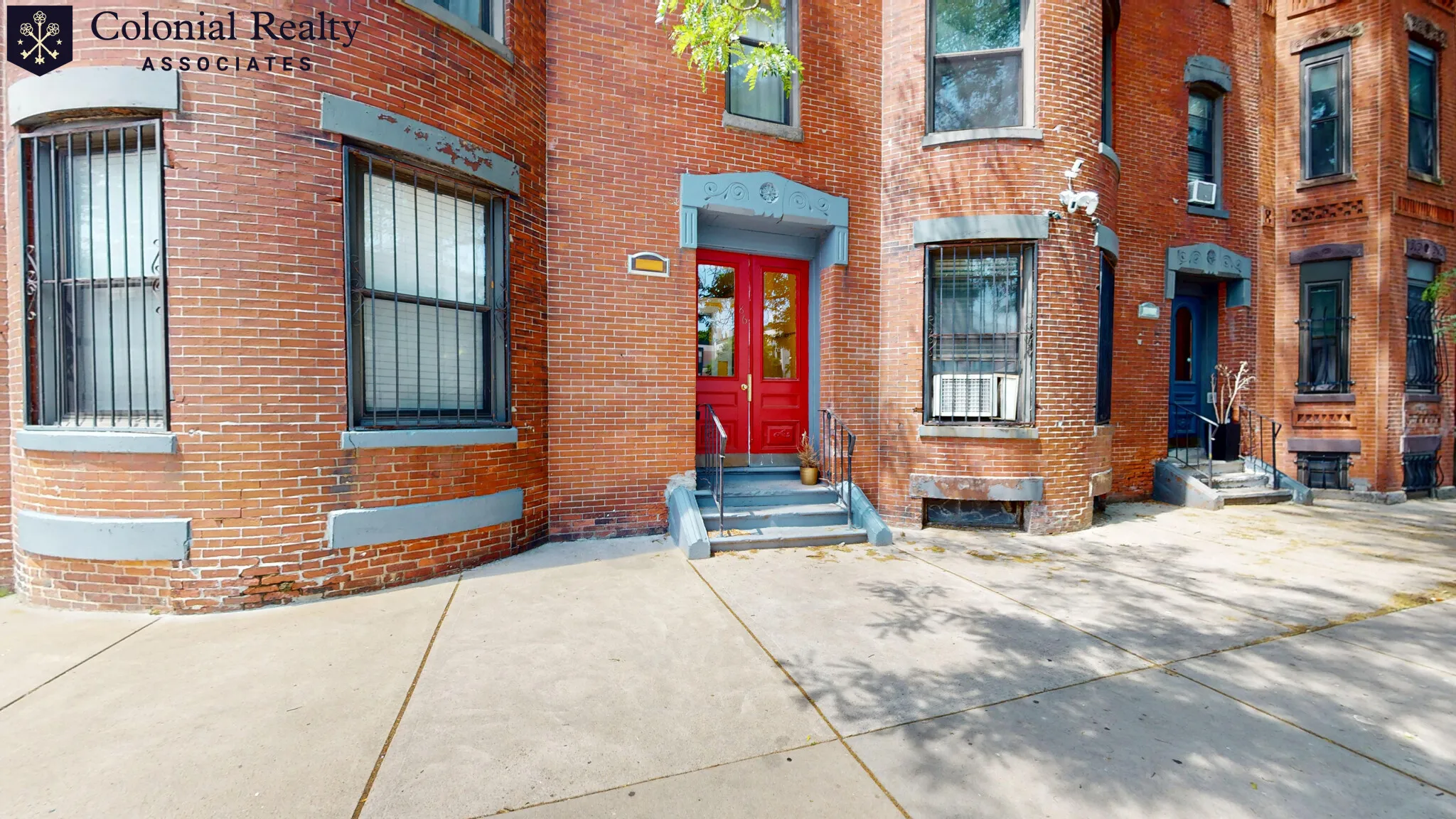 86 Hammond St, Roxbury