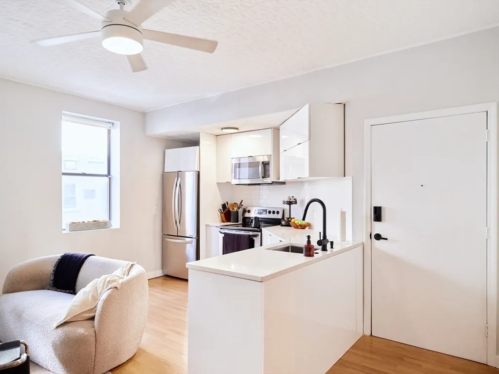 159 Cottage St, East Boston