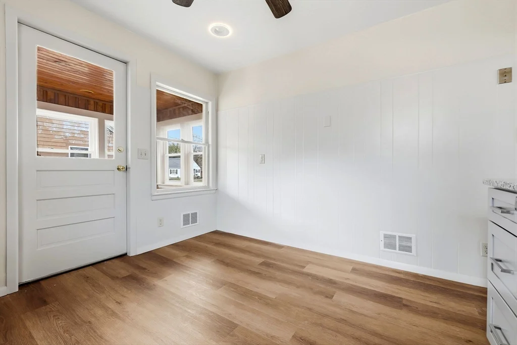 324 Lowel St, Peabody