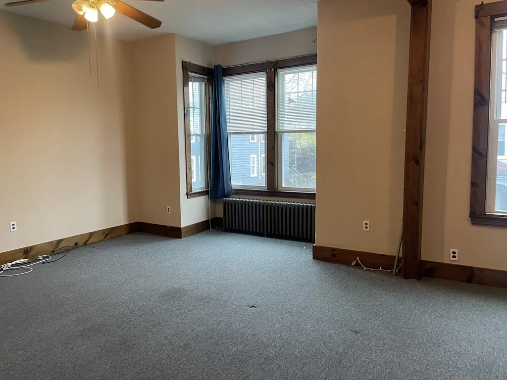 628 East 3rd St, South Boston