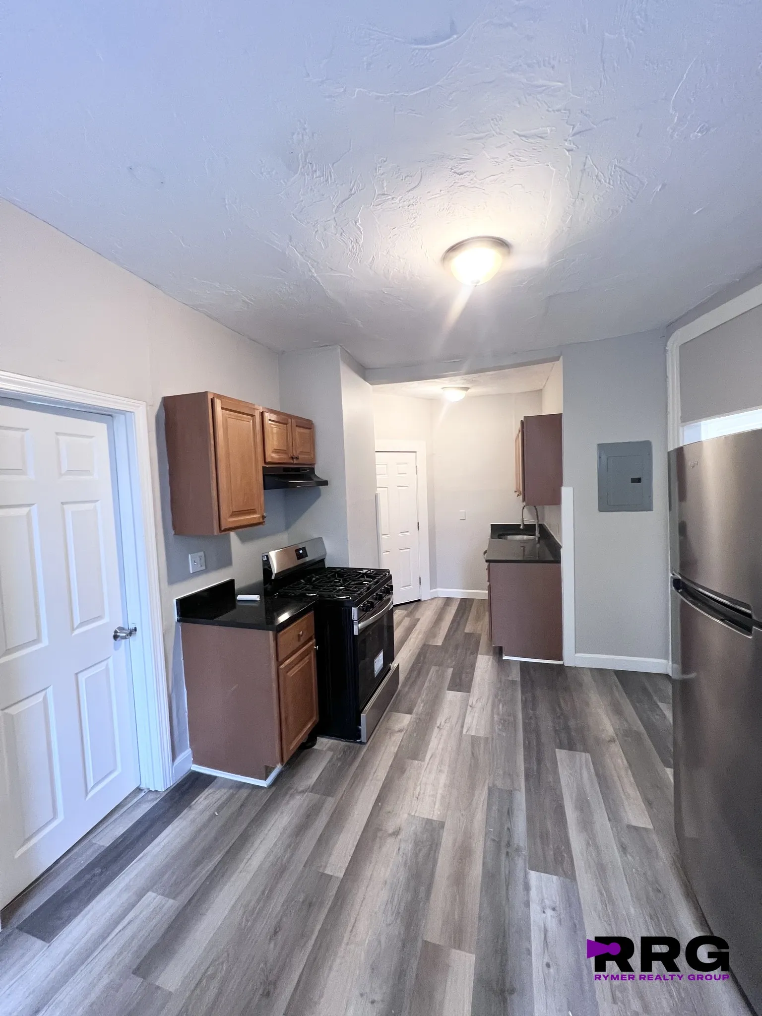 96 Woodledge St, Roxbury
