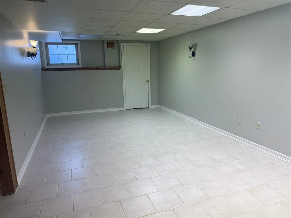 74 Odonnell Ave, Shrewsbury