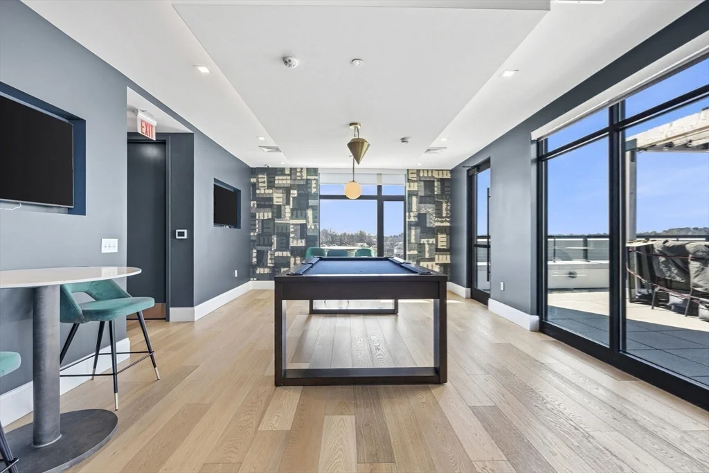191 Washington St, Brighton