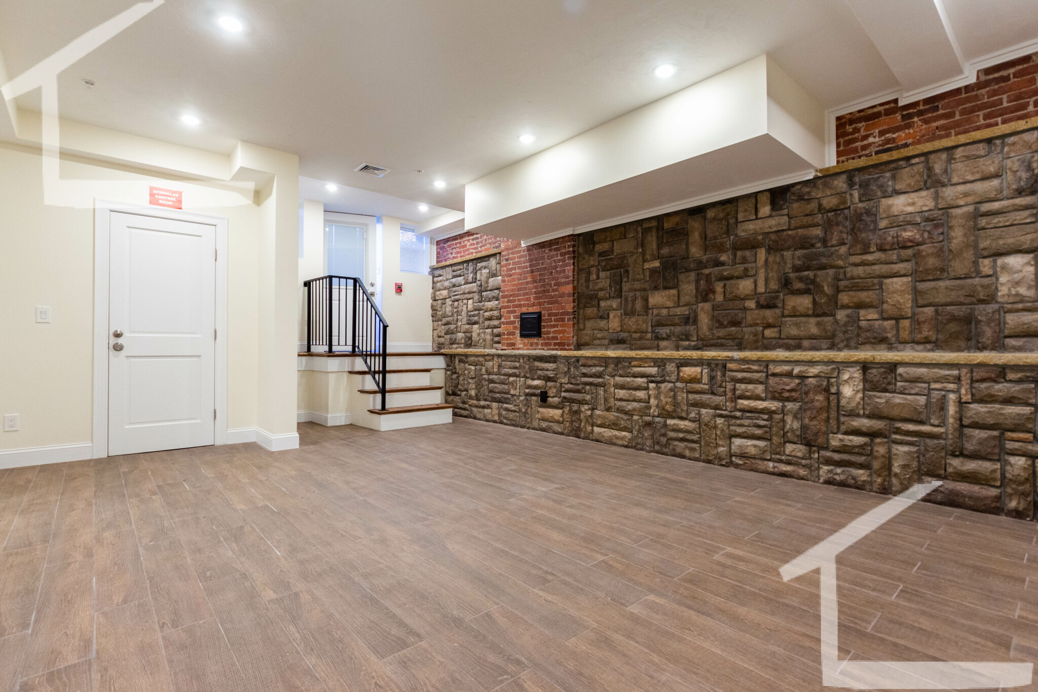 1616 Beacon St, Corey Hill