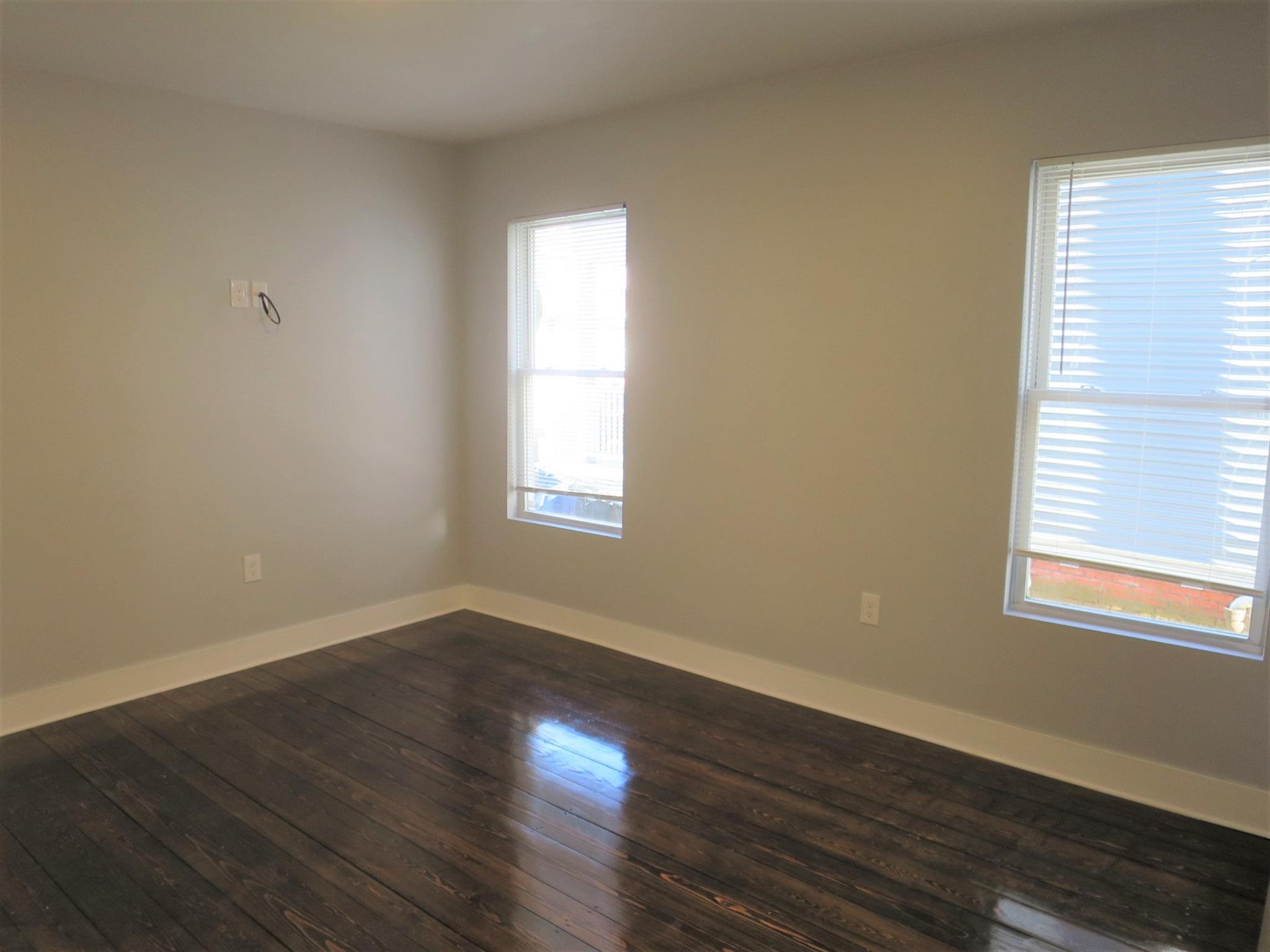 320 Beacon St, Ward Two