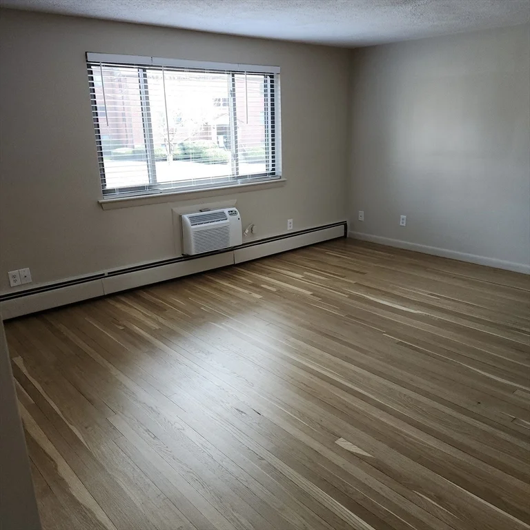 62 Charlesbank Way, Waltham