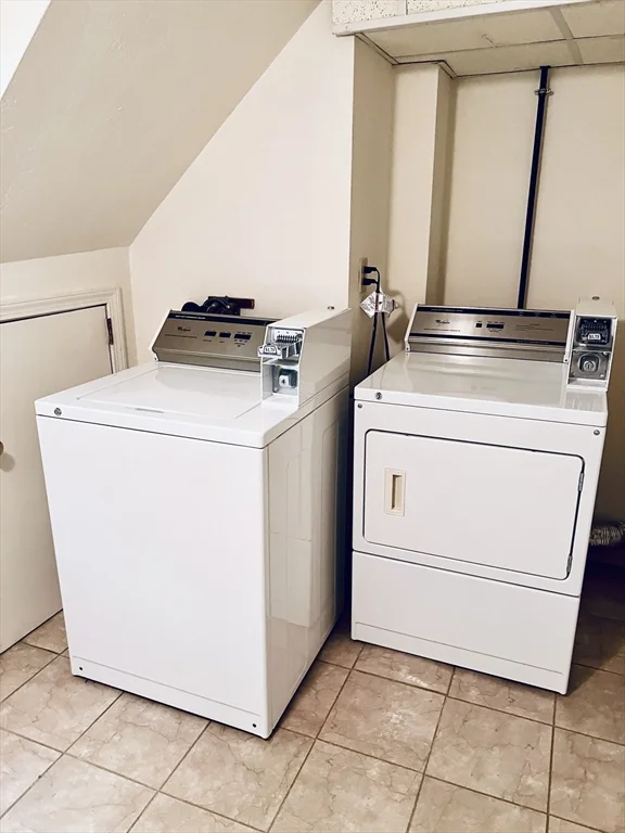 34 Medford St, Medford