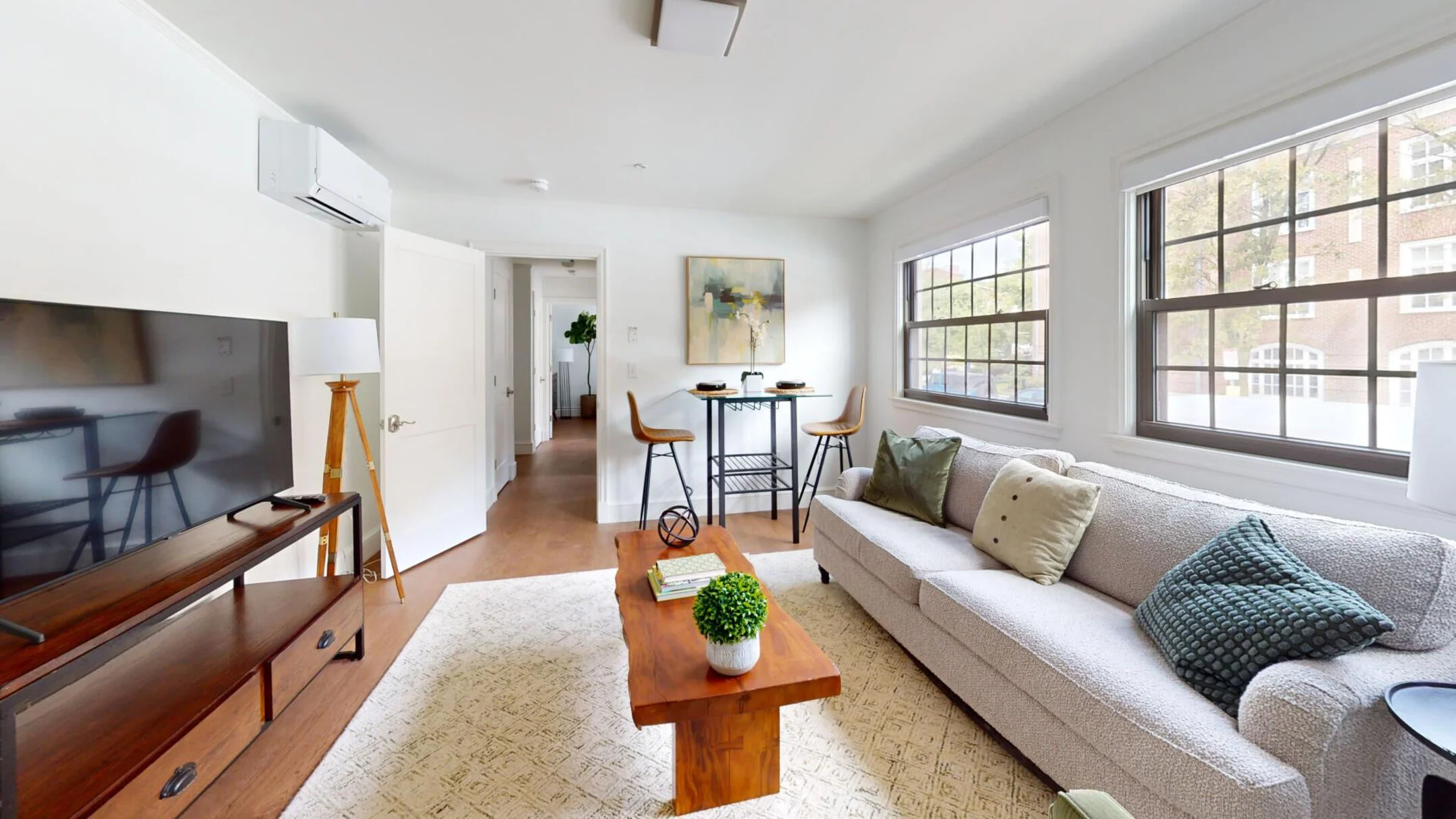 1200 Massachusetts Ave, Riverside