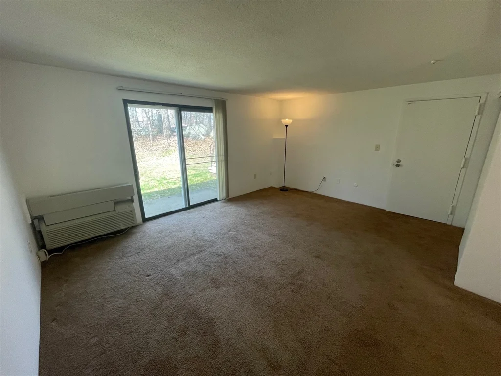 17 Village Rock Ln, Natick