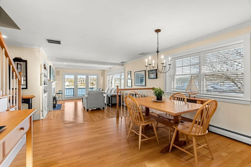 30R Harbor St, Danversport